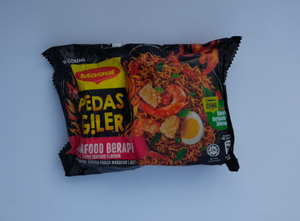 MAGGI Pedas Giler Seafood Berapi Noodles